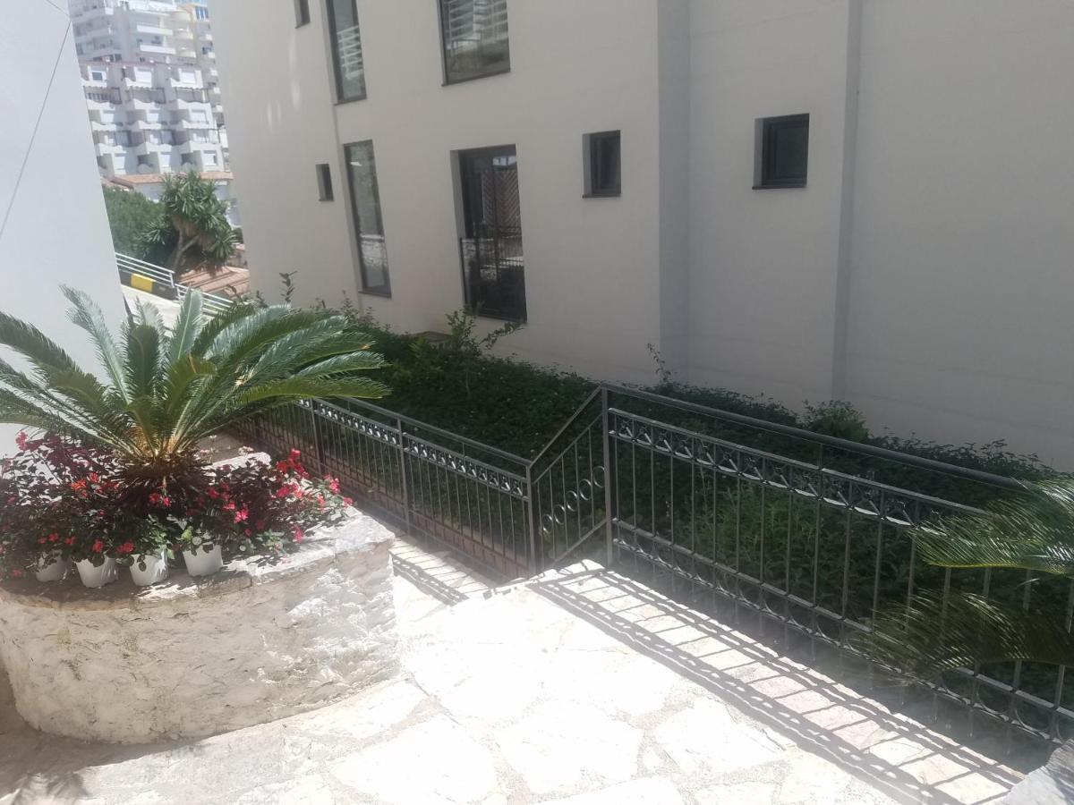 Apartamente Duplex Berti Саранде Екстериор снимка