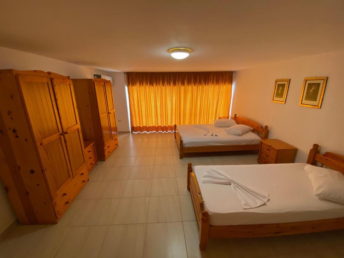 Apartamente Duplex Berti Саранде Екстериор снимка