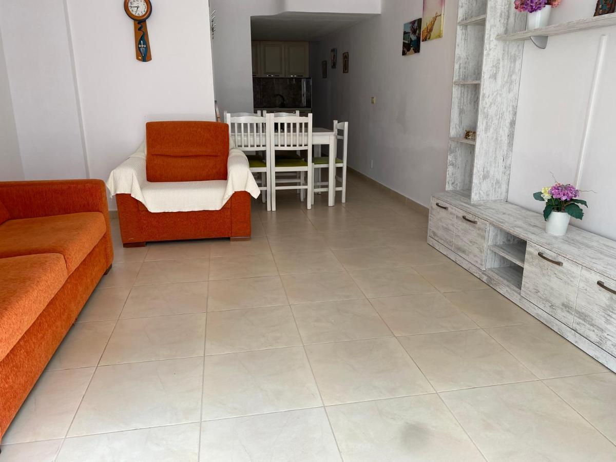 Apartamente Duplex Berti Саранде Екстериор снимка
